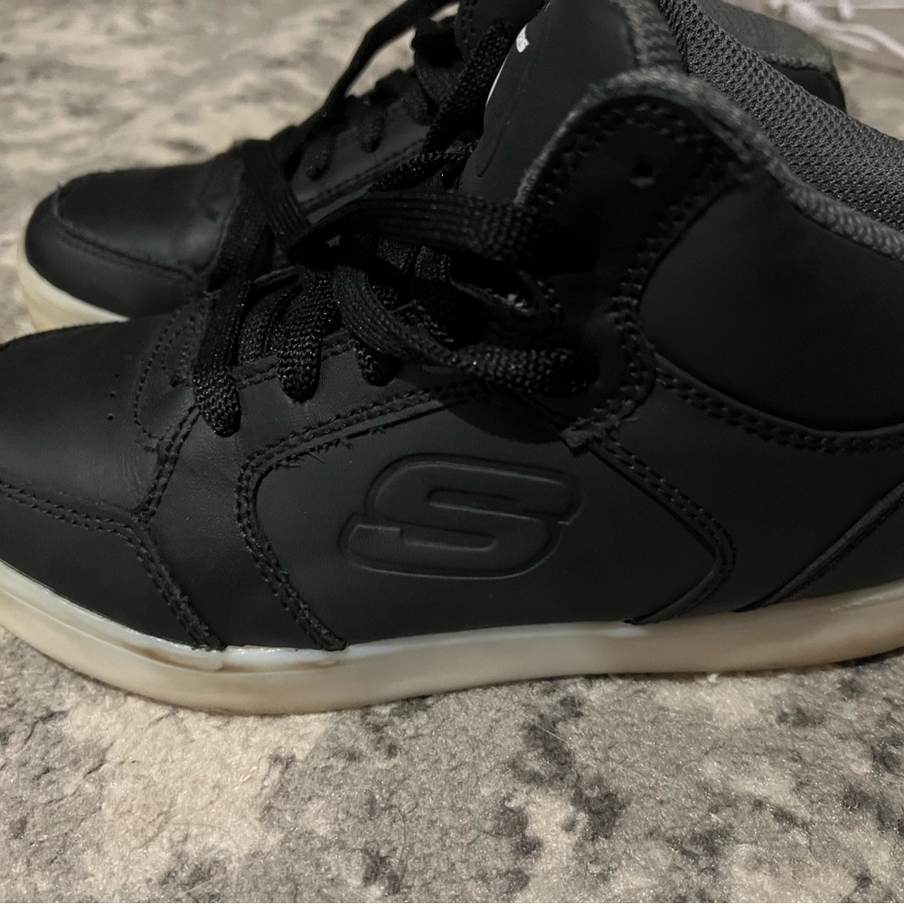 Skechers Light Up Kids Black High-Top Sneakers - Picture 7 of 7